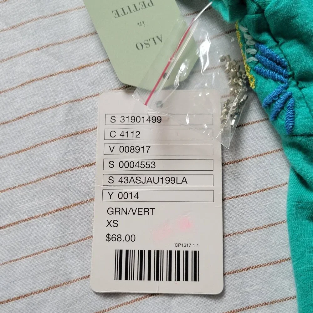 Anthropologie embroidered Tee top - Picture 5 of 9